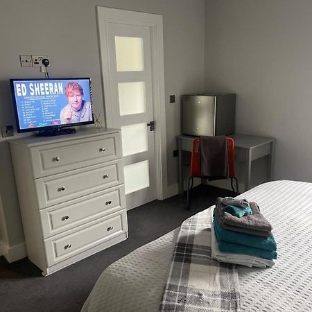 4 The Archways Hotel Carrick on Shannon Екстериор снимка